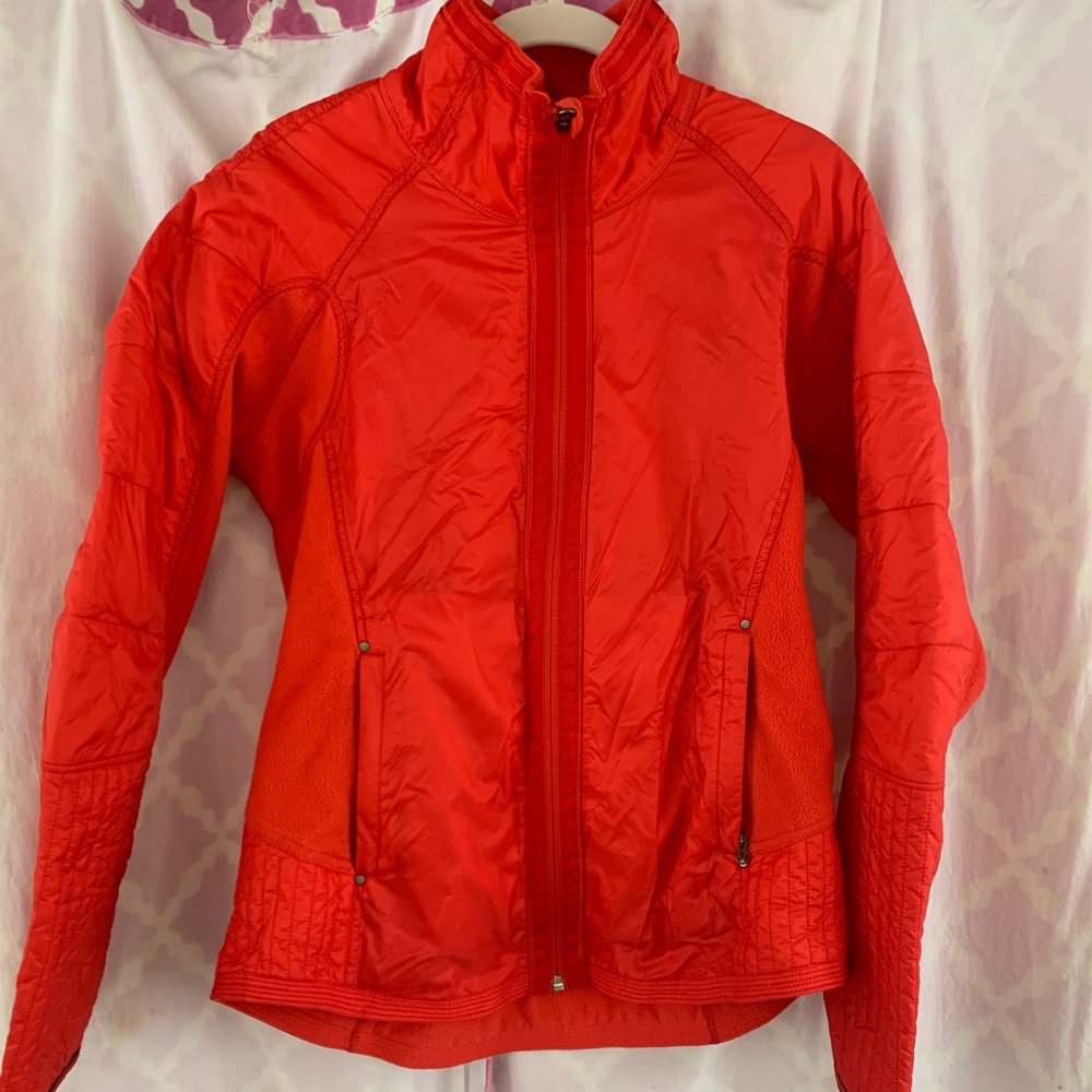Lululemon insulated jacket size 10